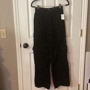 NWT Black Urban Outfitters 24W Cargo Pants